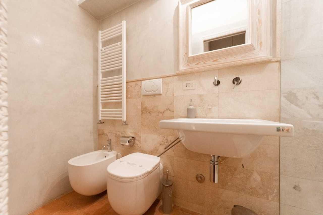 Gonfalone Apartment